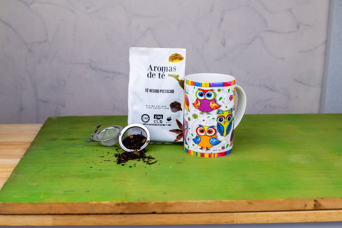 Té Negro Pistacho con taza